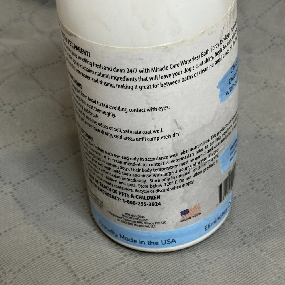 Miracle Care Made in the USA Waterless Bath for Pets Enzyme Powered Bath Spray